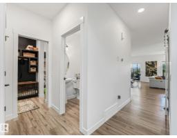 Primary Bedroom - 7151 Edgemont Wy Nw, Edmonton, AB T6M1K1 Photo 6