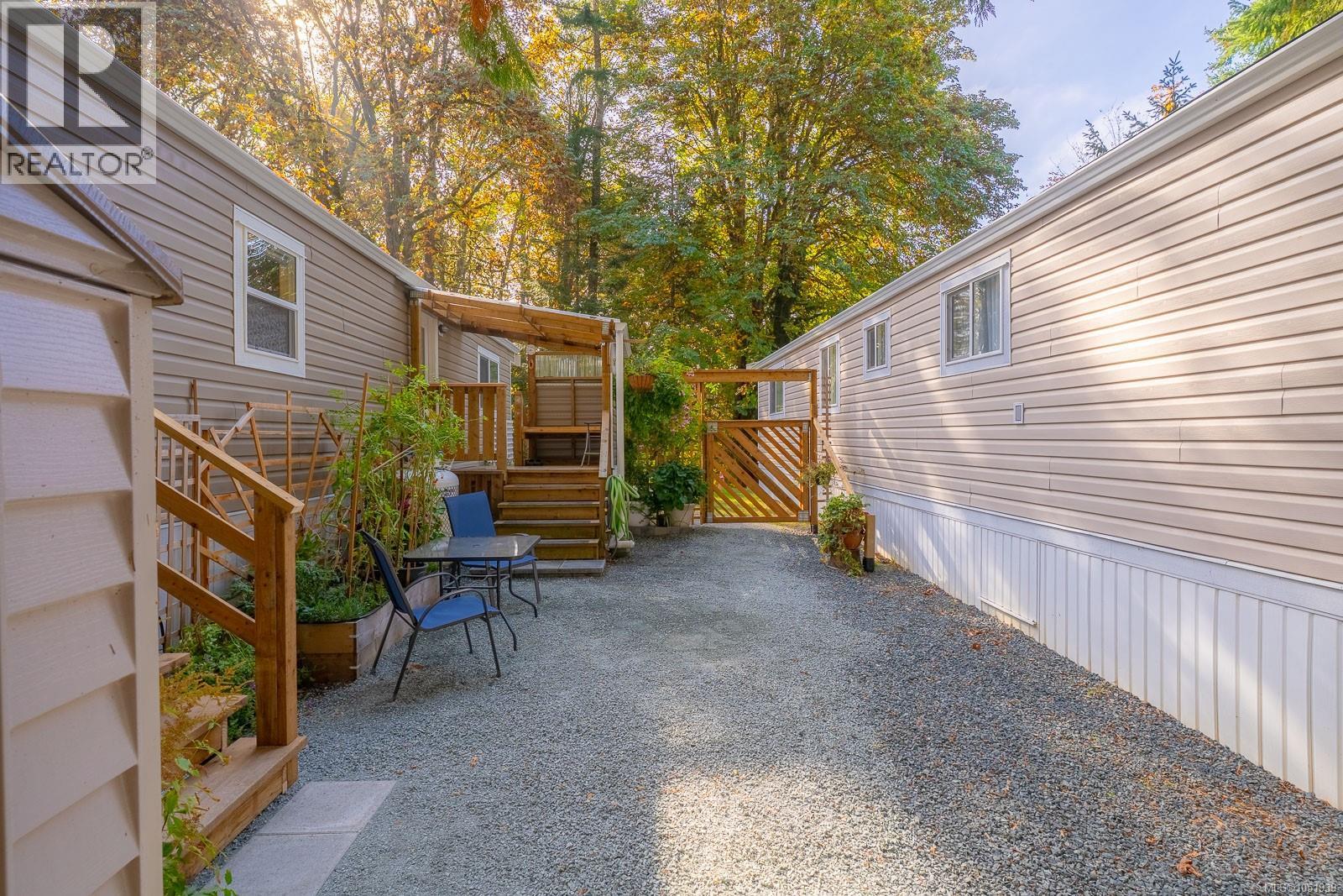 #2 3258 Alberni Hwy - 8