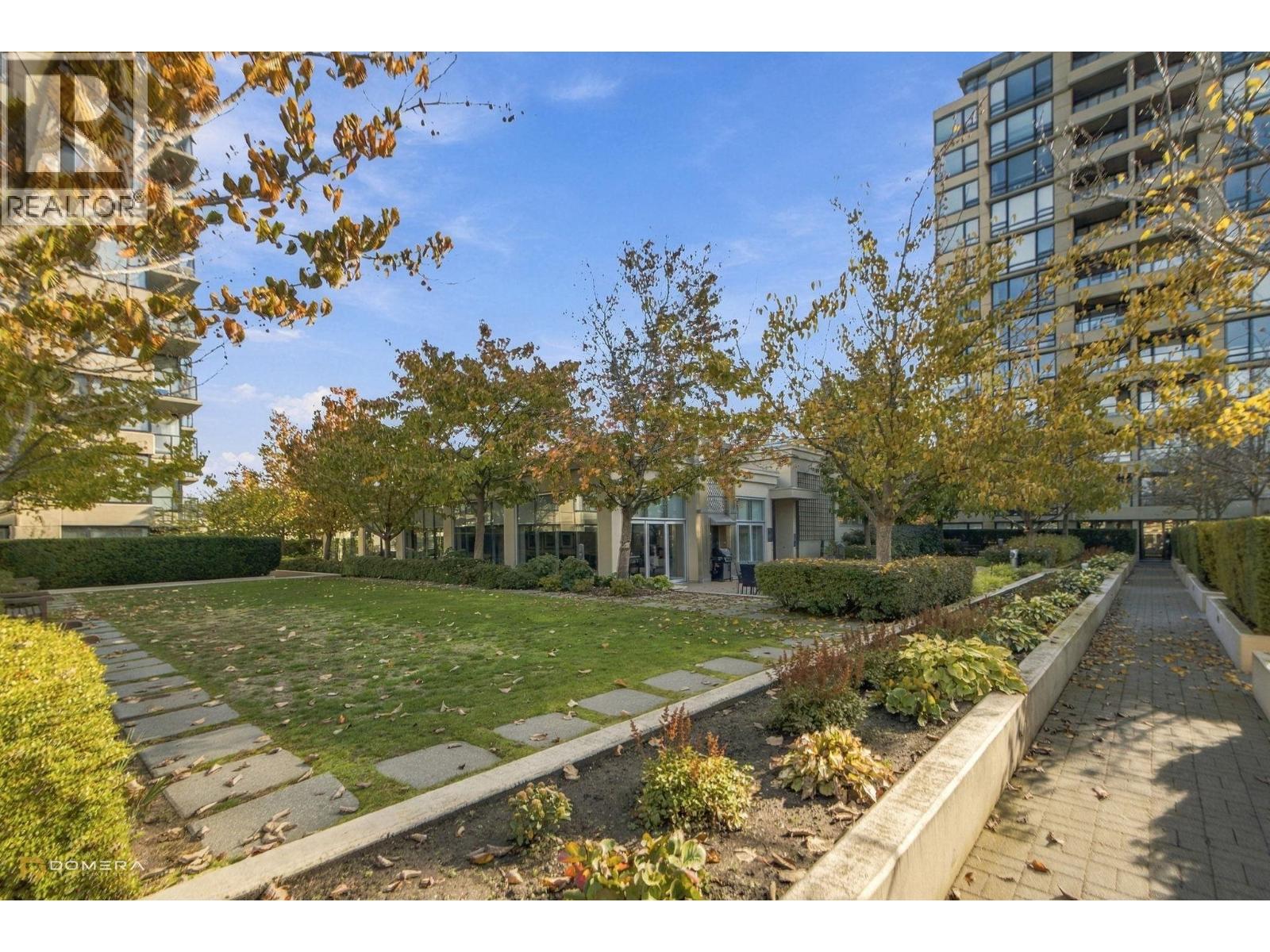 Photo of 701 6233 KATSURA STREET 27