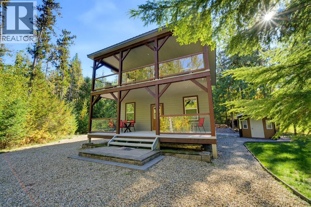 686 Swanbeach Road, Swansea Point British Columbia