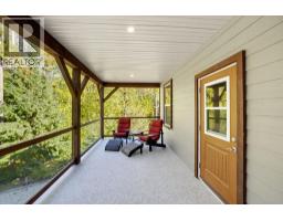 686 Swanbeach Road, Swansea Point, BC V0E2K2 Photo 29