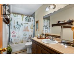 4148 Dixon Mountain Road, Barriere, BC V0E1E0 Photo 19