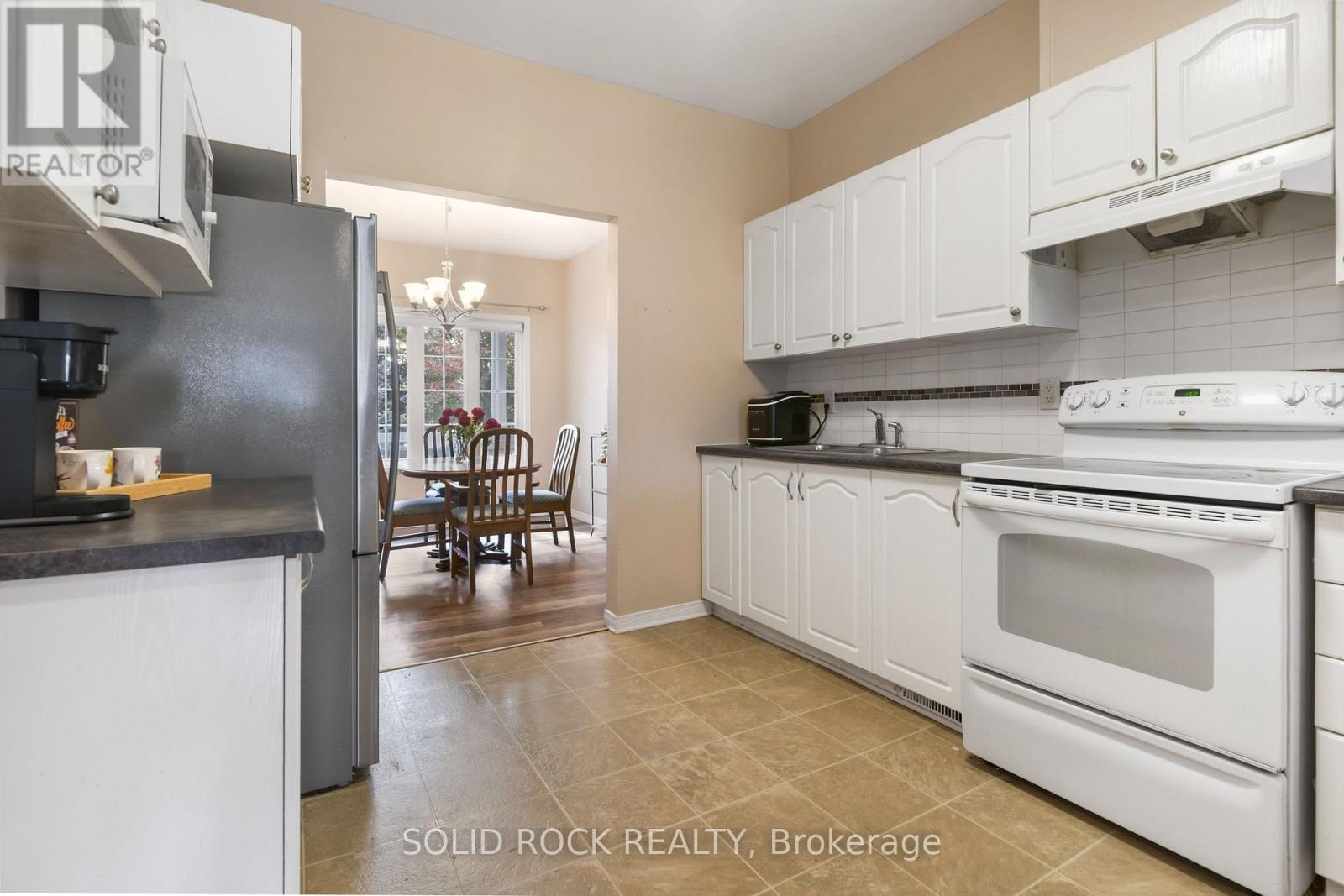 16 MOE ROBILLARD STREET, Arnprior — photo 10