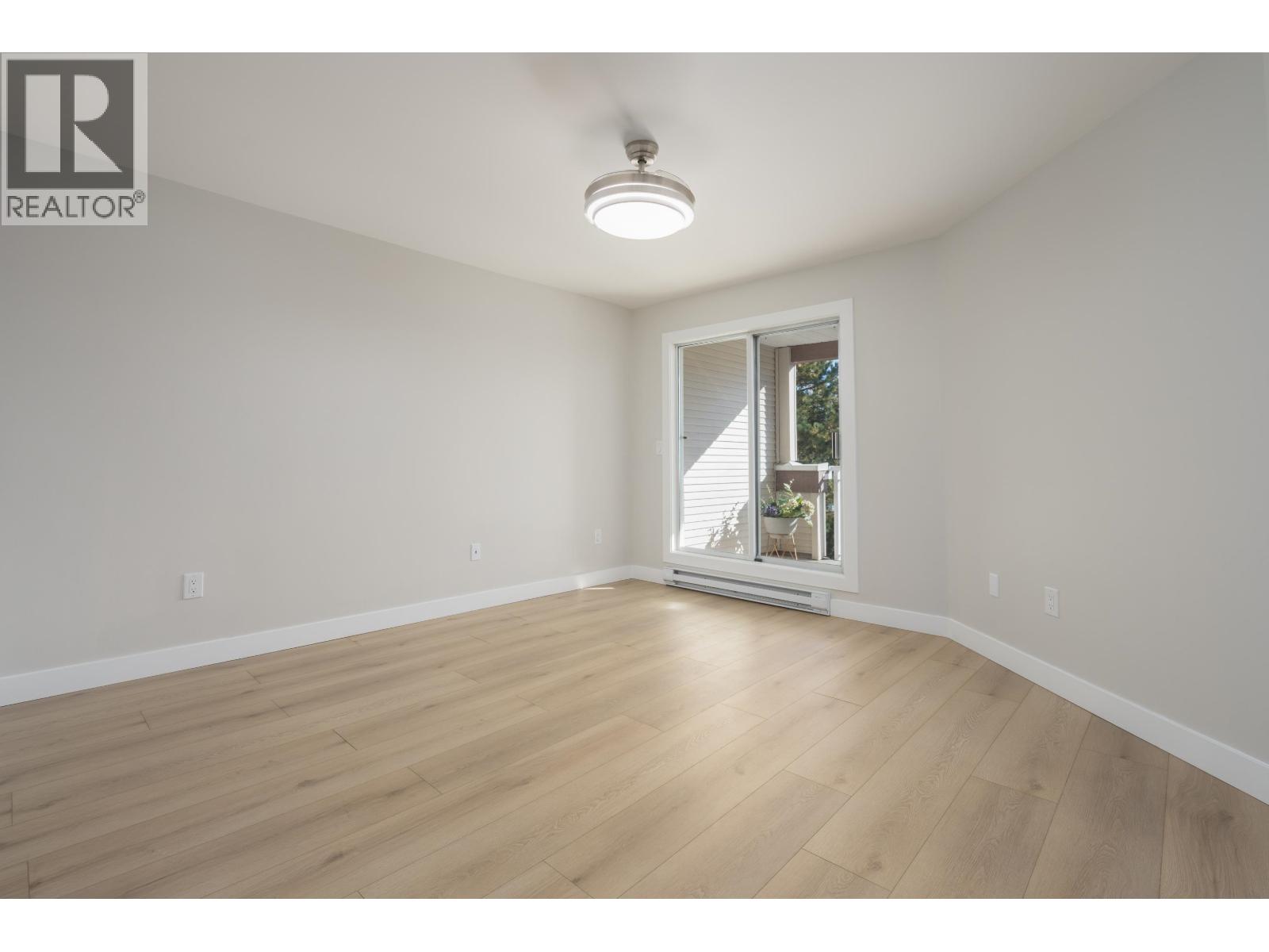 321 7453 MOFFATT ROAD, Richmond - Image 1