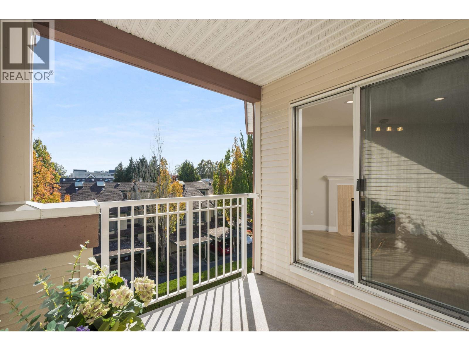 321 7453 MOFFATT ROAD, Richmond - Image 1