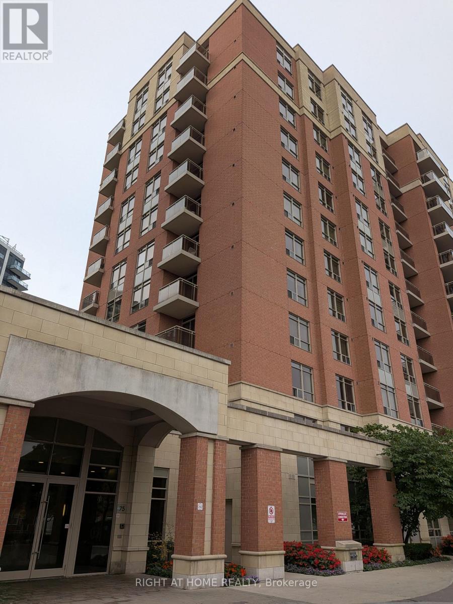 910 - 75 KING WILLIAM CRESCENT, Richmond Hill (Langstaff)