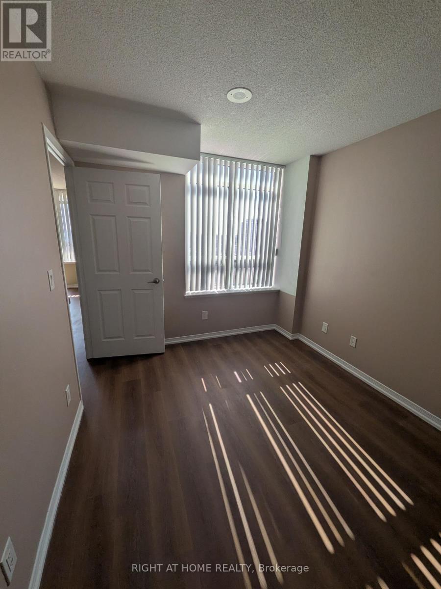 75 King William Crescent — photo 13
