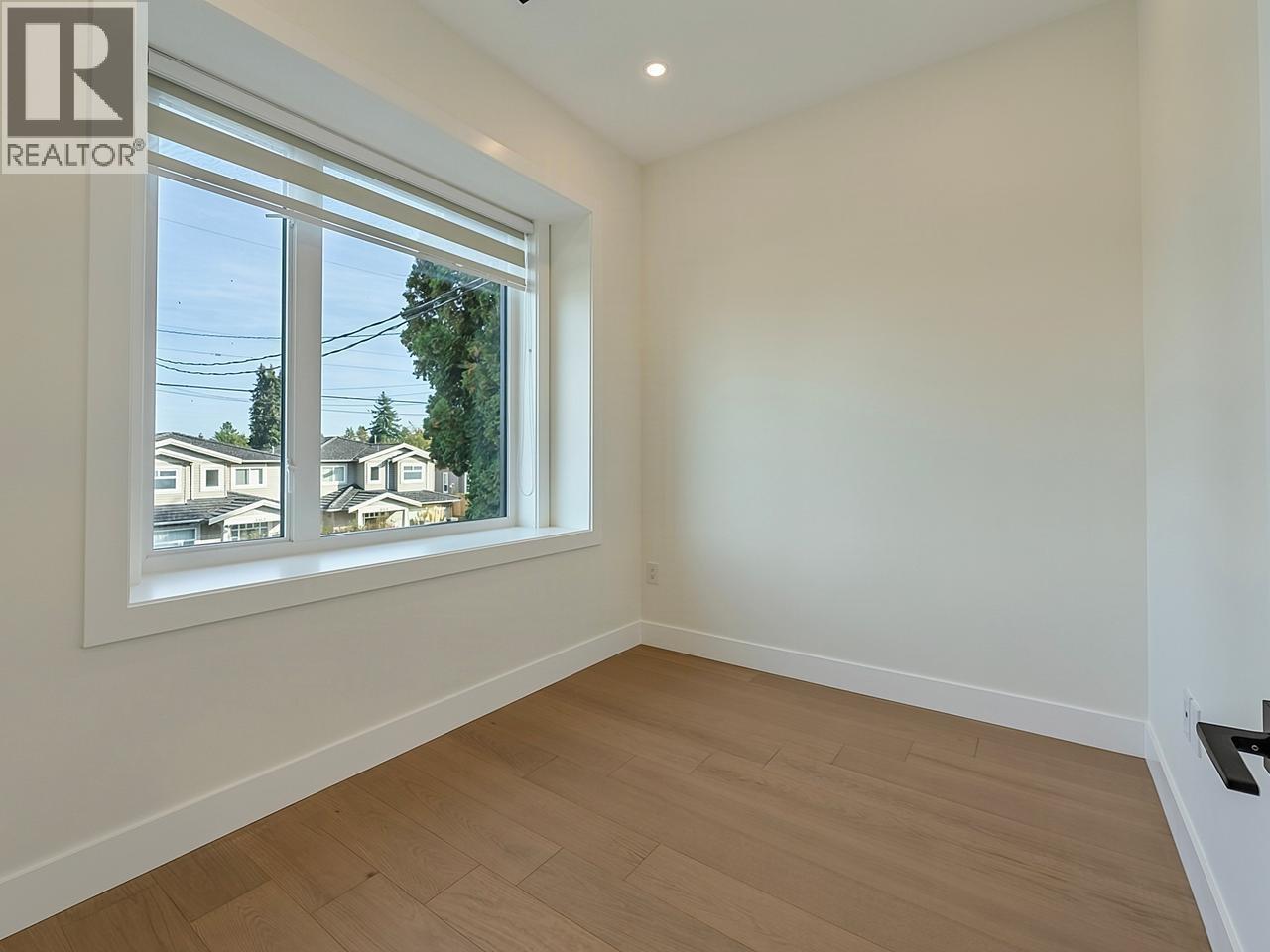 2 5337 ELSOM AVENUE, Burnaby - Image 1