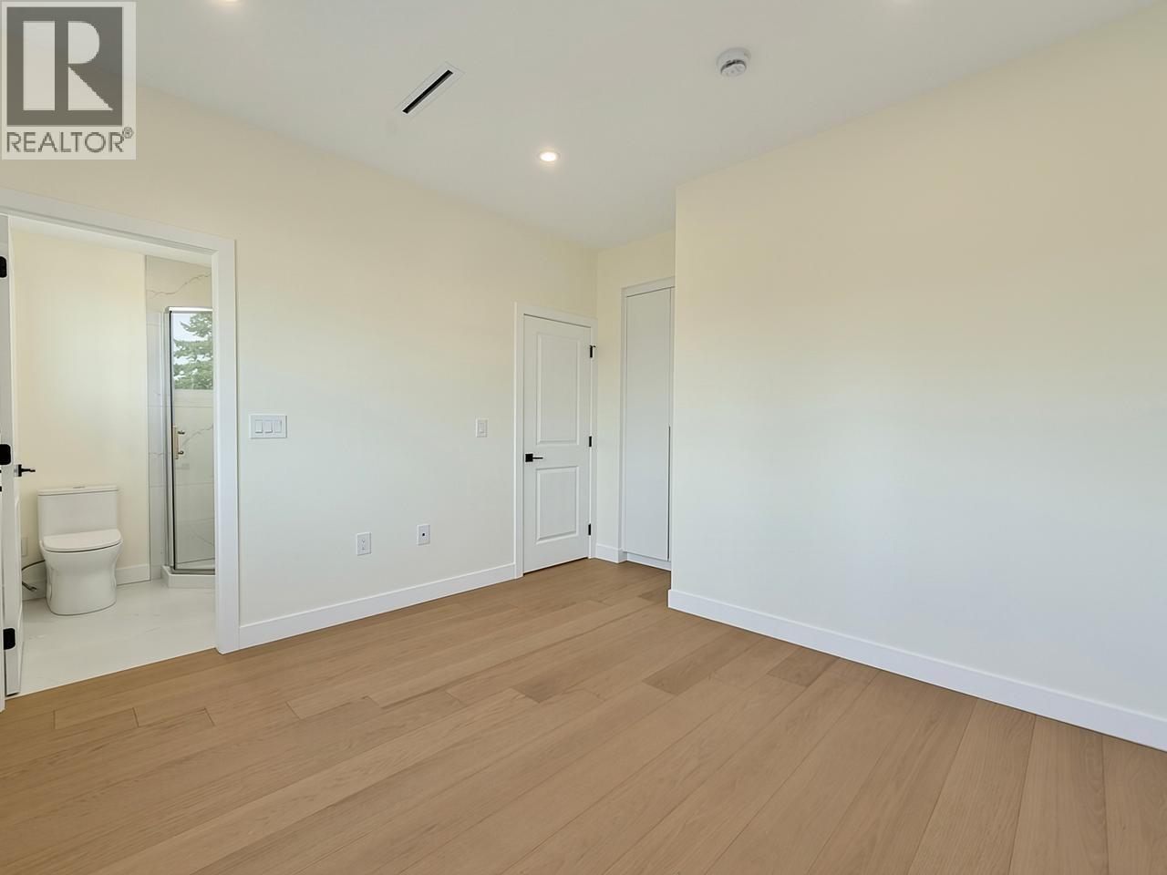 2 5337 ELSOM AVENUE, Burnaby - Image 1