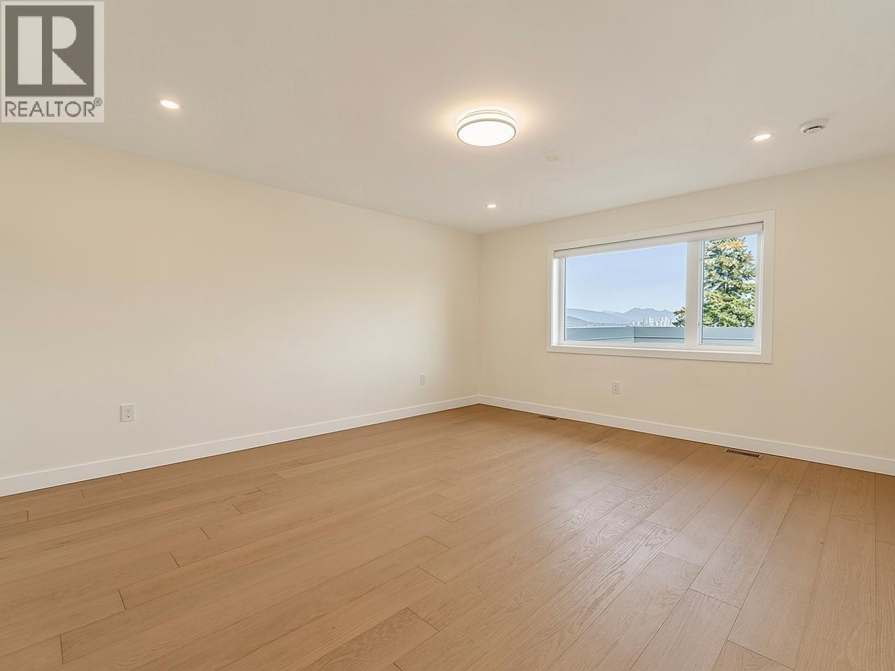 2 5337 ELSOM AVENUE, Burnaby - Image 1