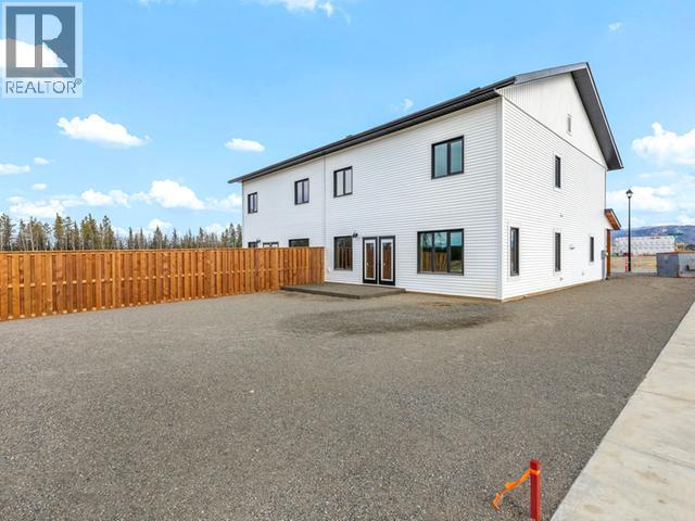 257 RAMPART AVENUE - 6