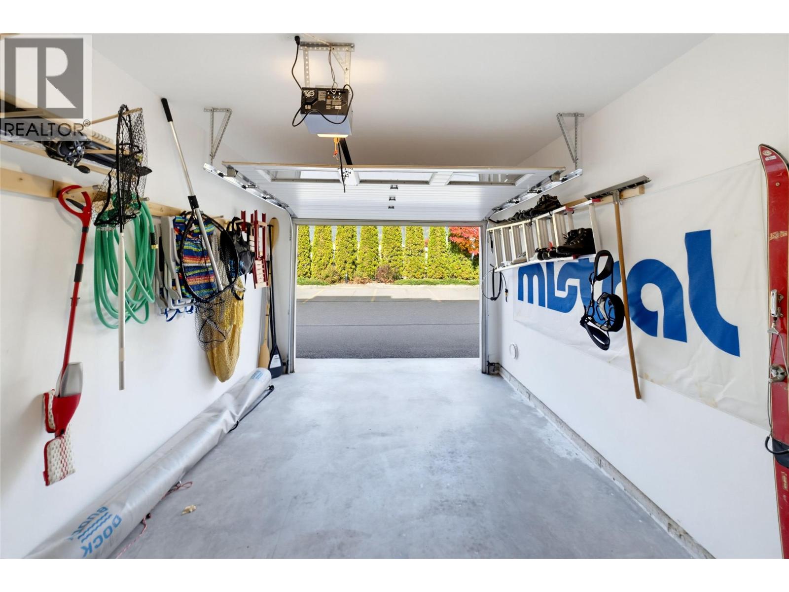 28 714 Riverside Avenue, Sicamous