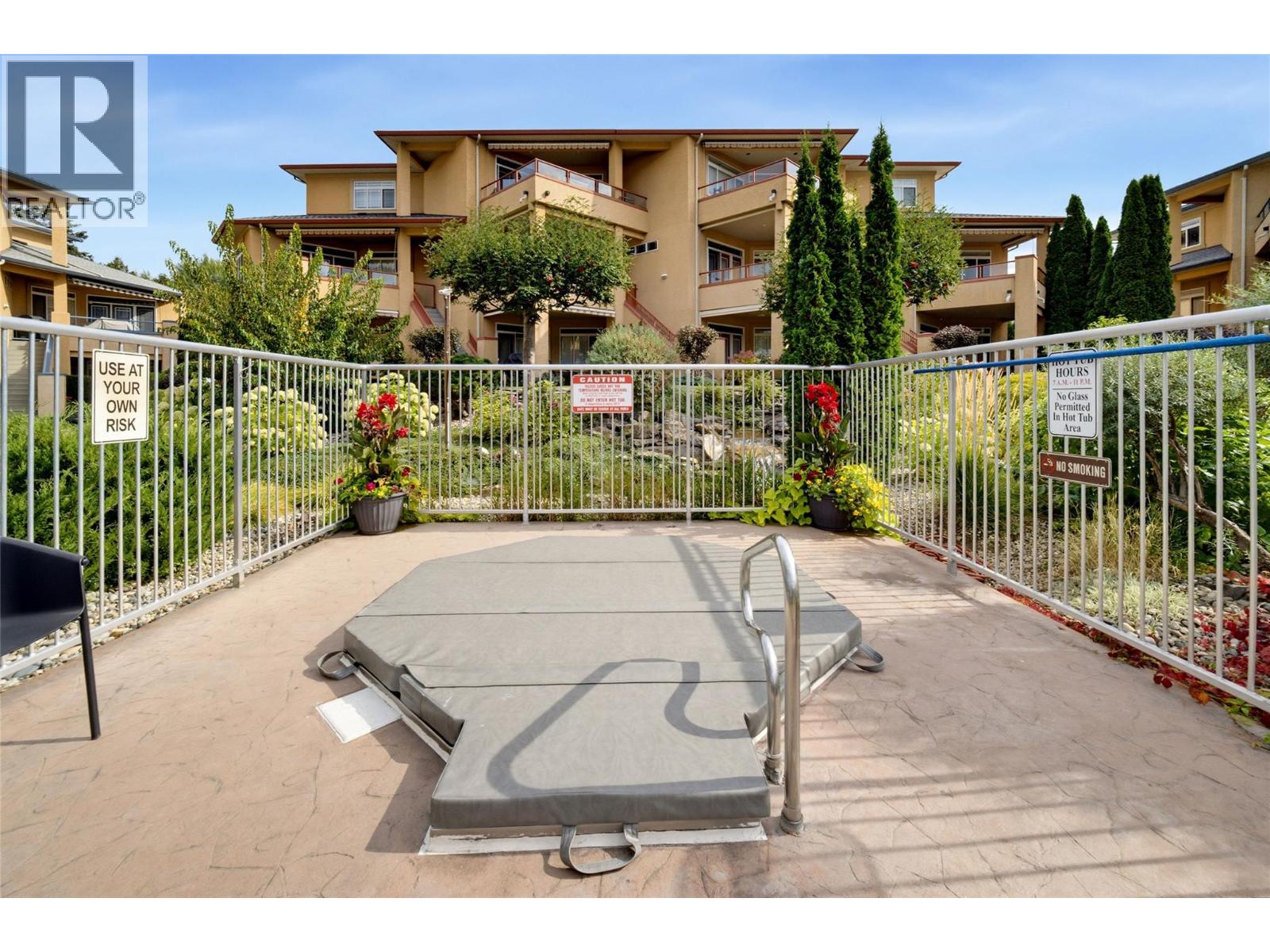 28 714 Riverside Avenue, Sicamous
