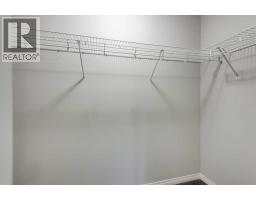 127 Prestwick Villas SE - photo 18