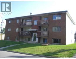 733 44 Avenue NW - photo 1