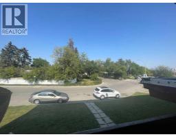 733 44 Avenue NW - photo 23