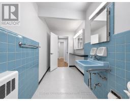 1b - 65 Old Mill Road, Toronto, ON M8X1G9 Photo 23