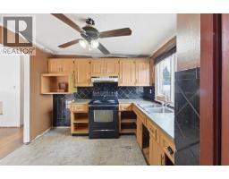 5114 Bowness Road NW - photo 27