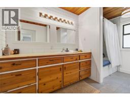 2279/2281 Clark Rd, Courtenay, BC V9J1T1 Photo 73