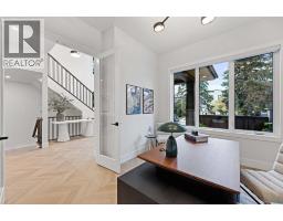 3pc Bathroom - 2618 26 Street Sw, Calgary, AB T3E2A9 Photo 8