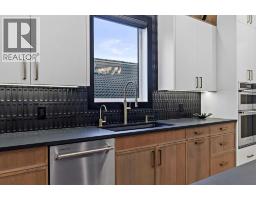 Bedroom - 2618 26 Street Sw, Calgary, AB T3E2A9 Photo 14