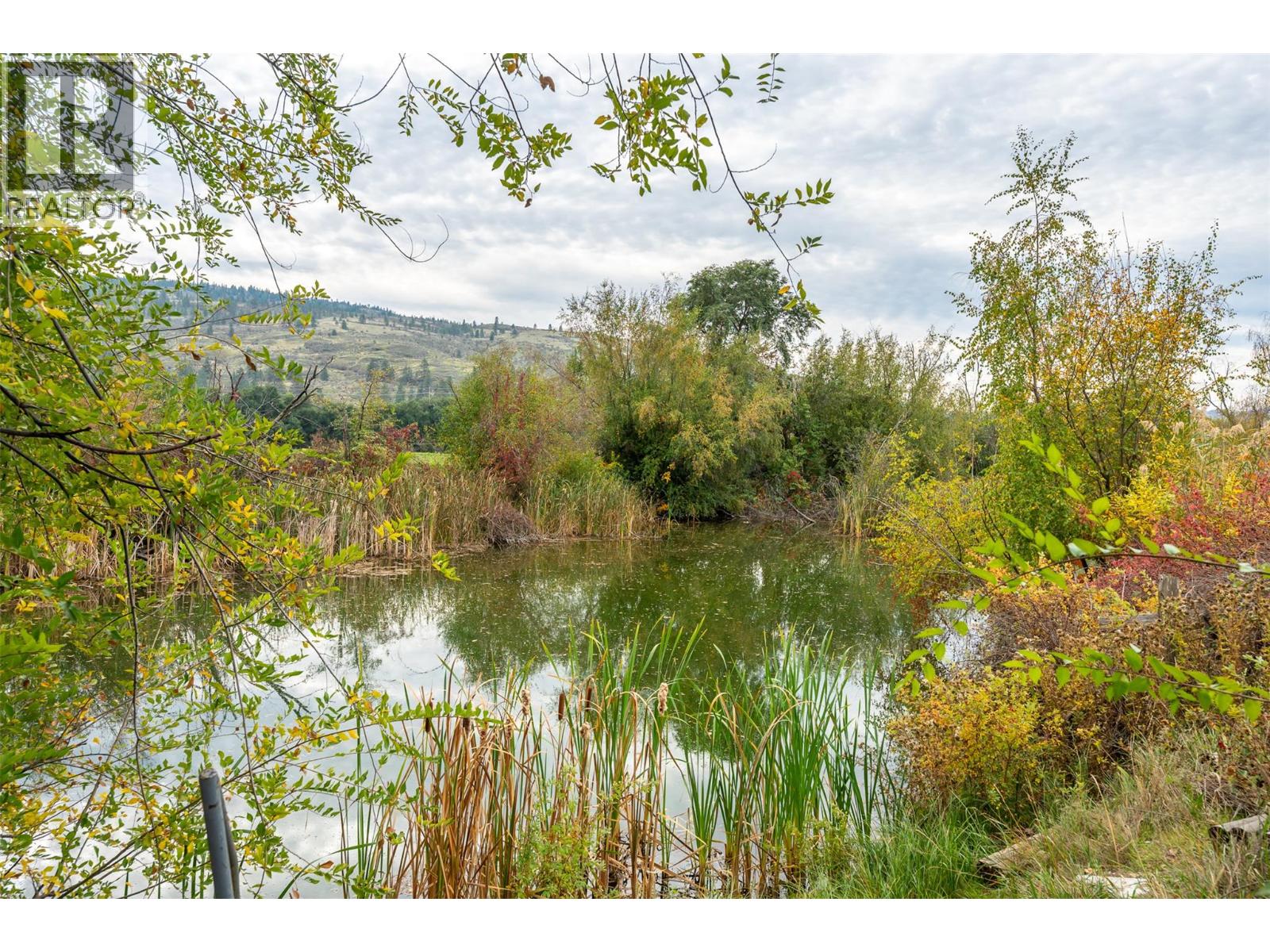 5467 Sawmill Road, Oliver