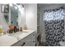 Bathroom - 307 Grey Street, London East, ON N6B1G7 Photo 11