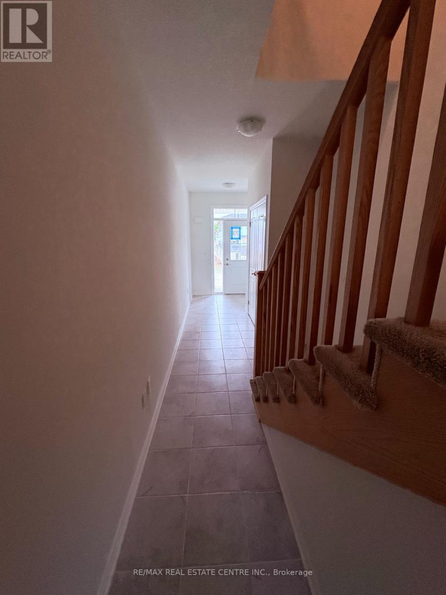 8 ELITE CRESCENT, Haldimand — photo 7