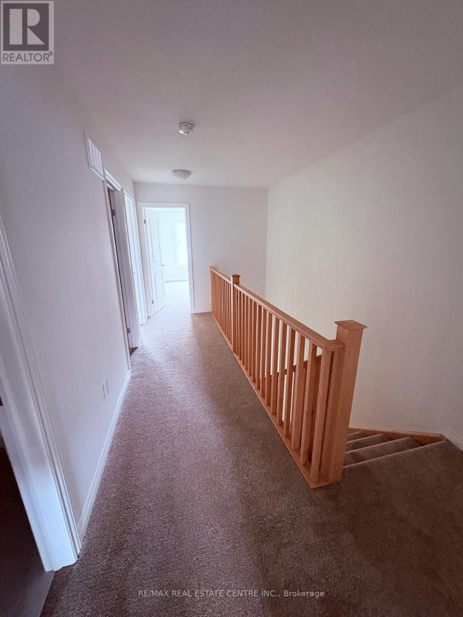 8 ELITE CRESCENT, Haldimand — photo 9