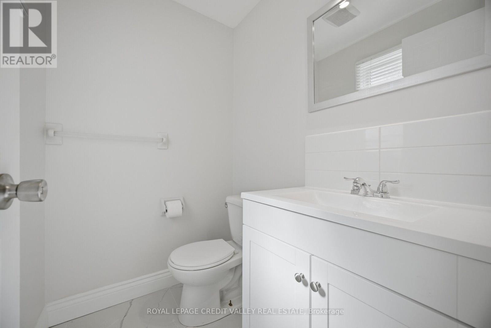 37 RODGERS ROAD - 17