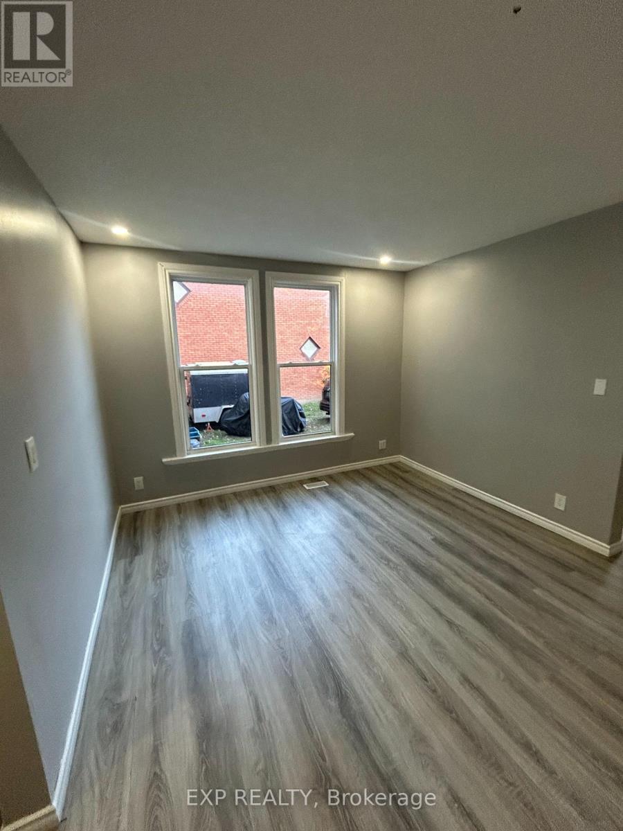 11 HART STREET - 12