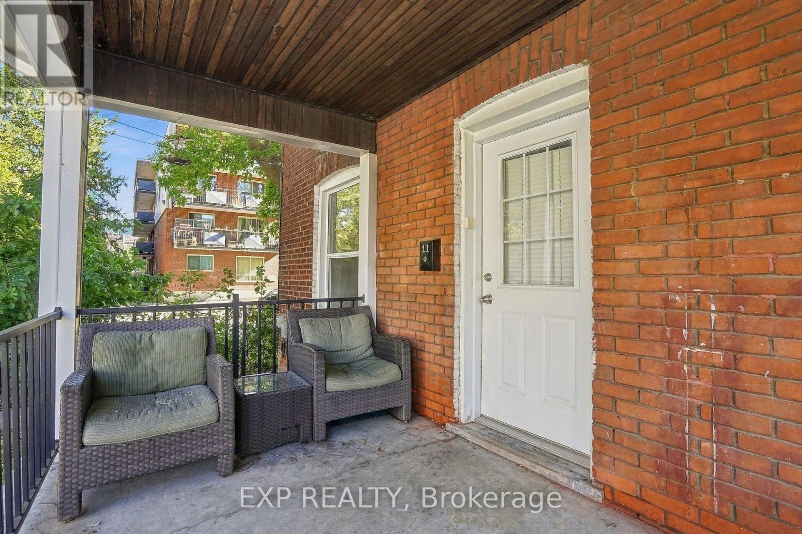 11 HART STREET - 3