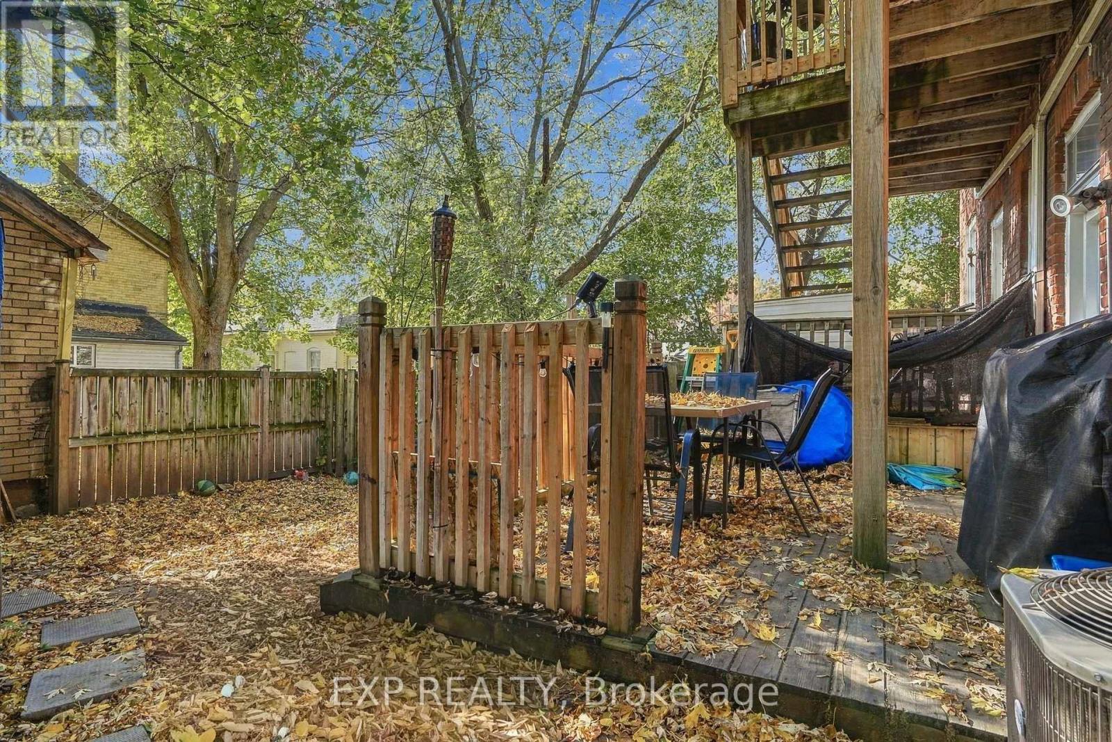 11 HART STREET, Brant (Brantford Twp) — photo 9