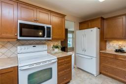 49 Evenlea Walk, Winnipeg, MB R2G2N8 Photo 11