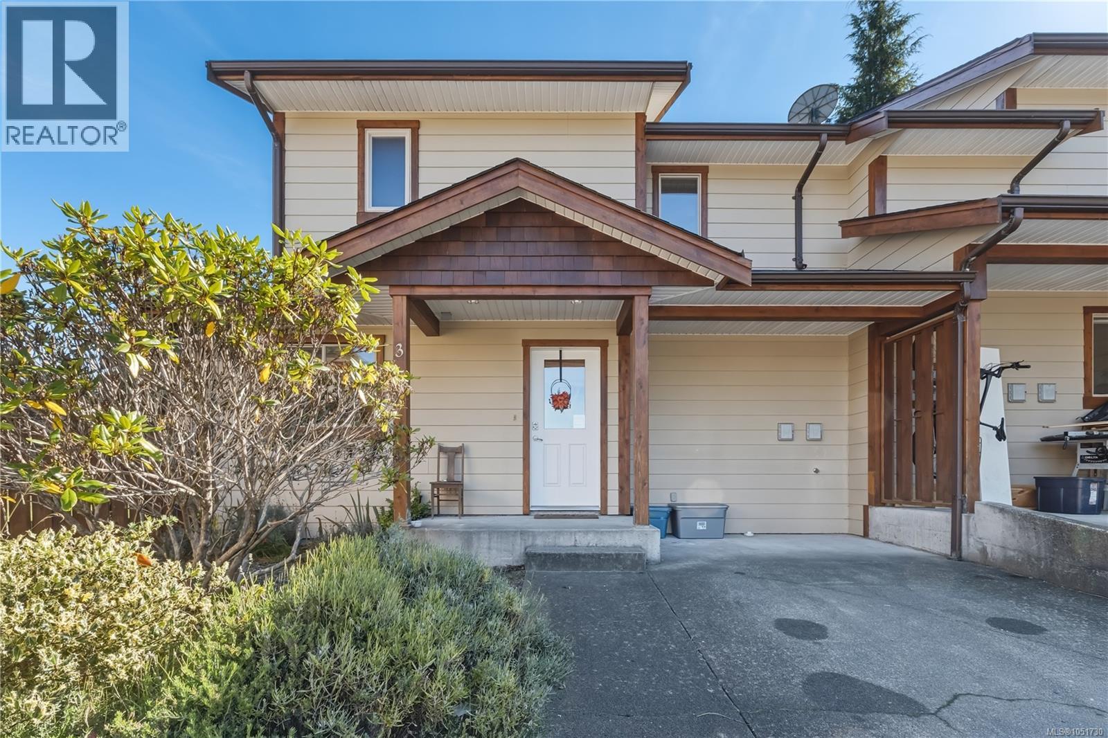 Photo 28 of 30