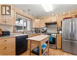 3 1626 Holly Cres, Ucluelet, BC V0R3A0 Photo 12