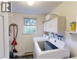 4511 Fernwood Ave, Powell River, BC V8A3L4 Photo 37