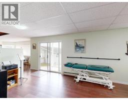 4511 Fernwood Ave, Powell River, BC V8A3L4 Photo 34