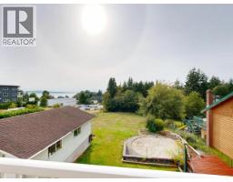 4511 Fernwood Ave, Powell River, BC V8A3L4 Photo 17