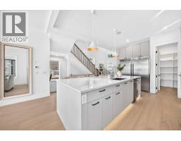 507 26 Avenue NE - photo 10