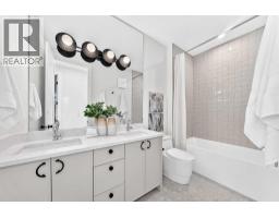 507 26 Avenue NE - photo 38