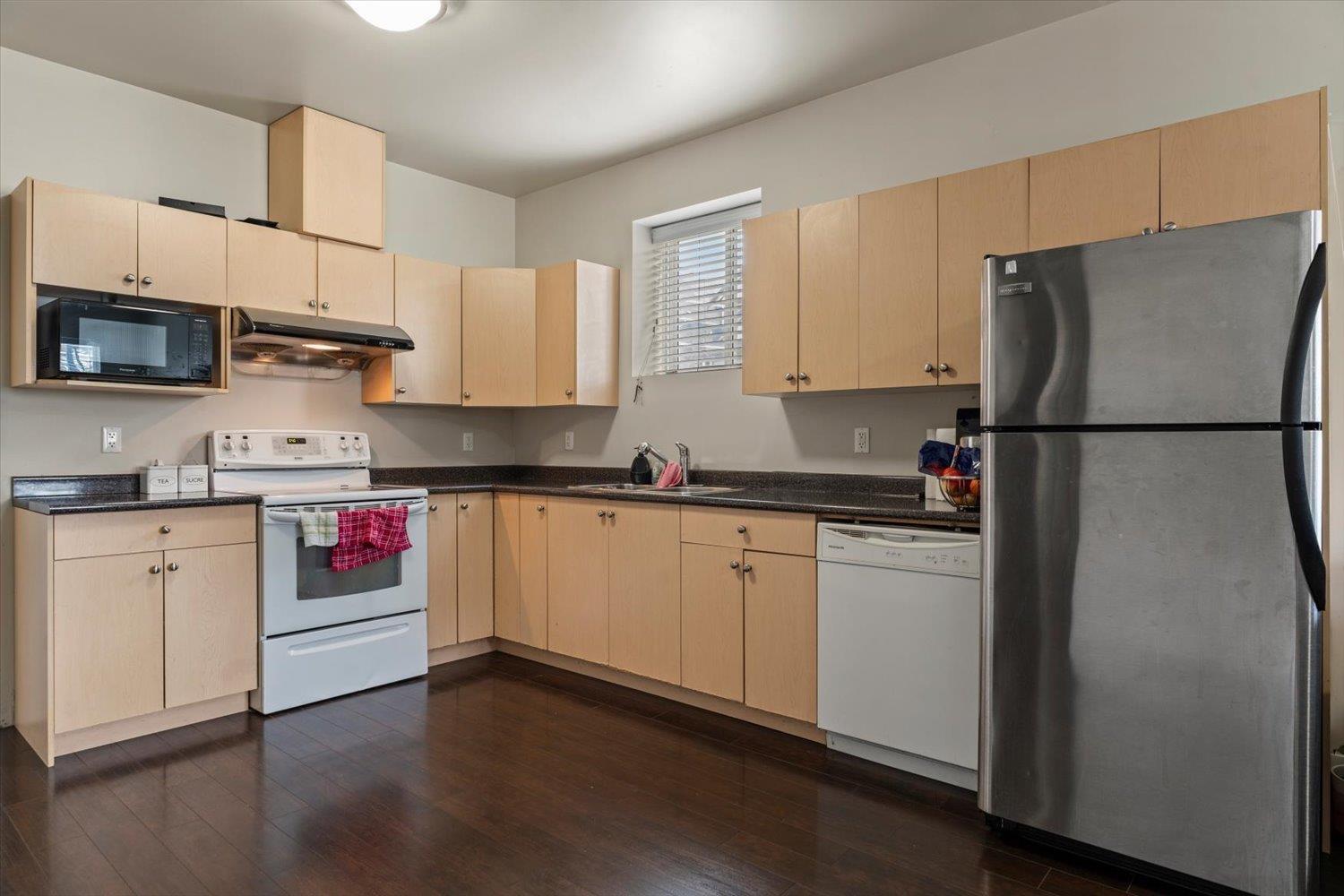 Photo of 27857 LEDUNNE AVENUE 31