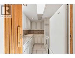 303, 629 Royal Avenue SW - photo 9