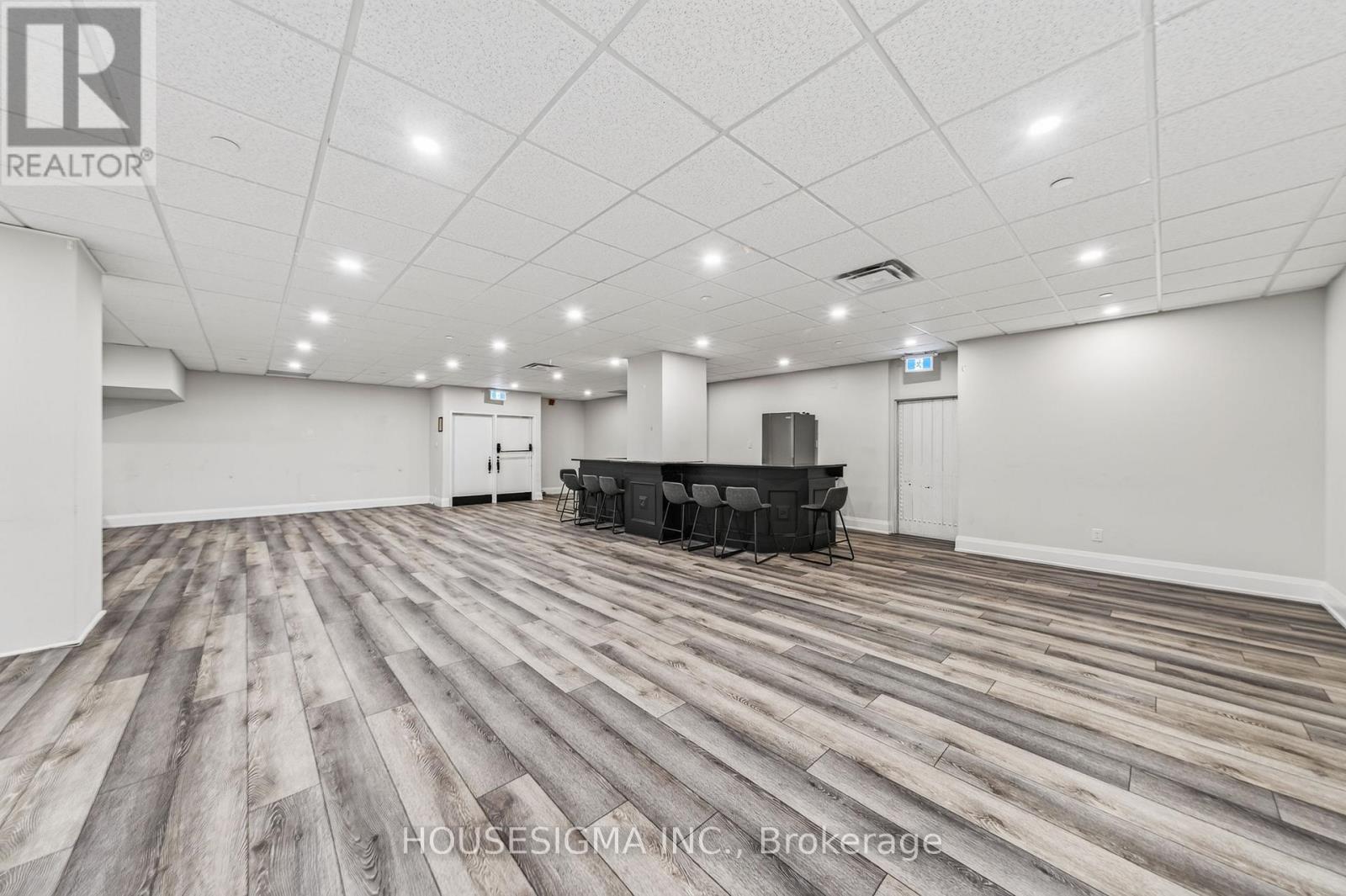 #312 2737 KEELE STREET - 31