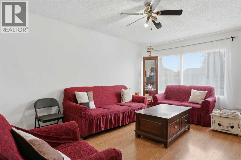 188 Maitland Drive NE - 3