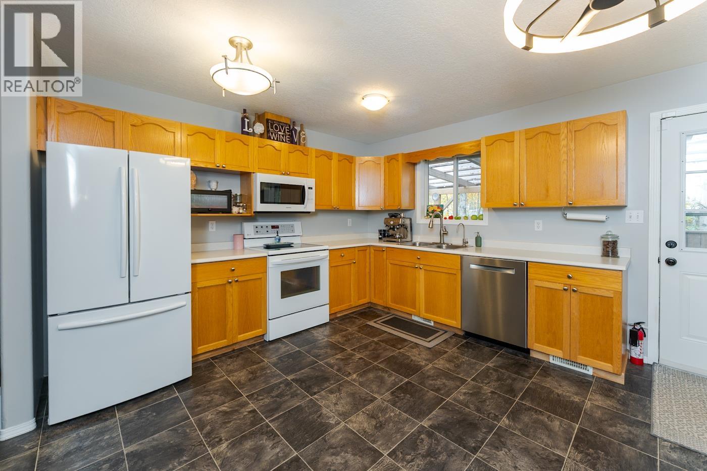Bathroom of 5556 LEHMAN STREET · Prince George, BC