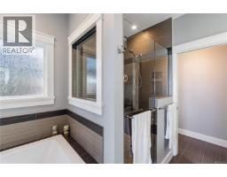 3030 Dolphin Dr, Nanoose Bay, BC V9P9J3 Photo 34