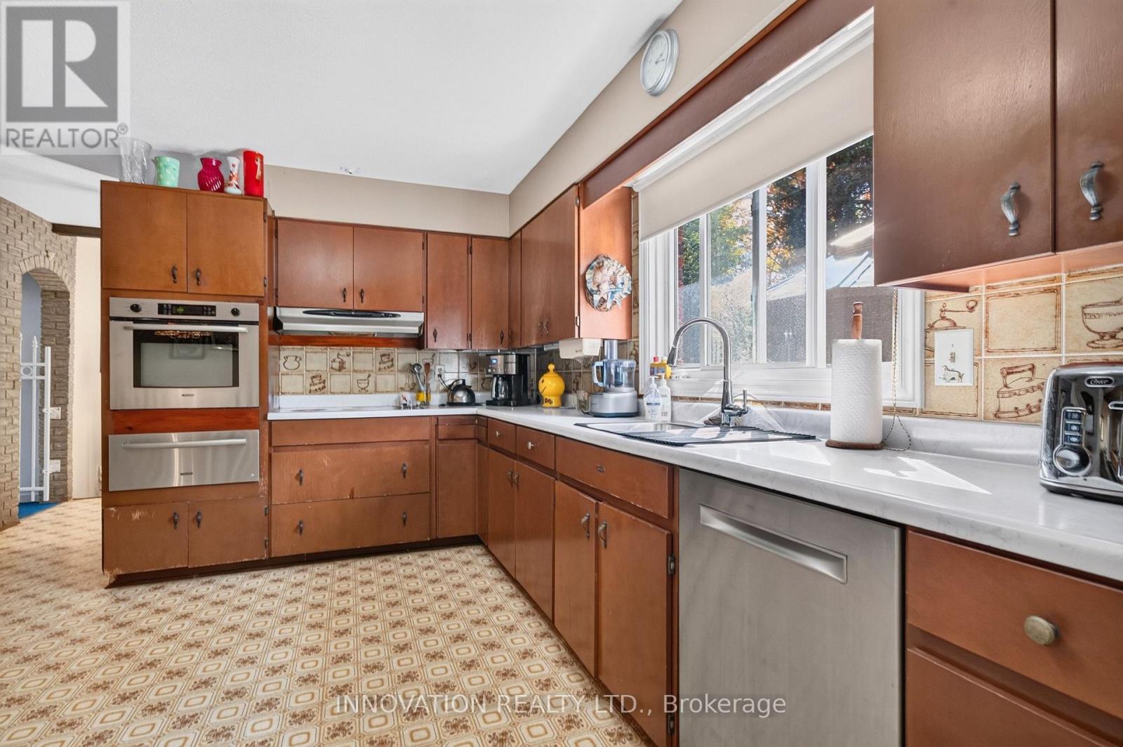 758 SOUTH GOWER DRIVE - Image 22