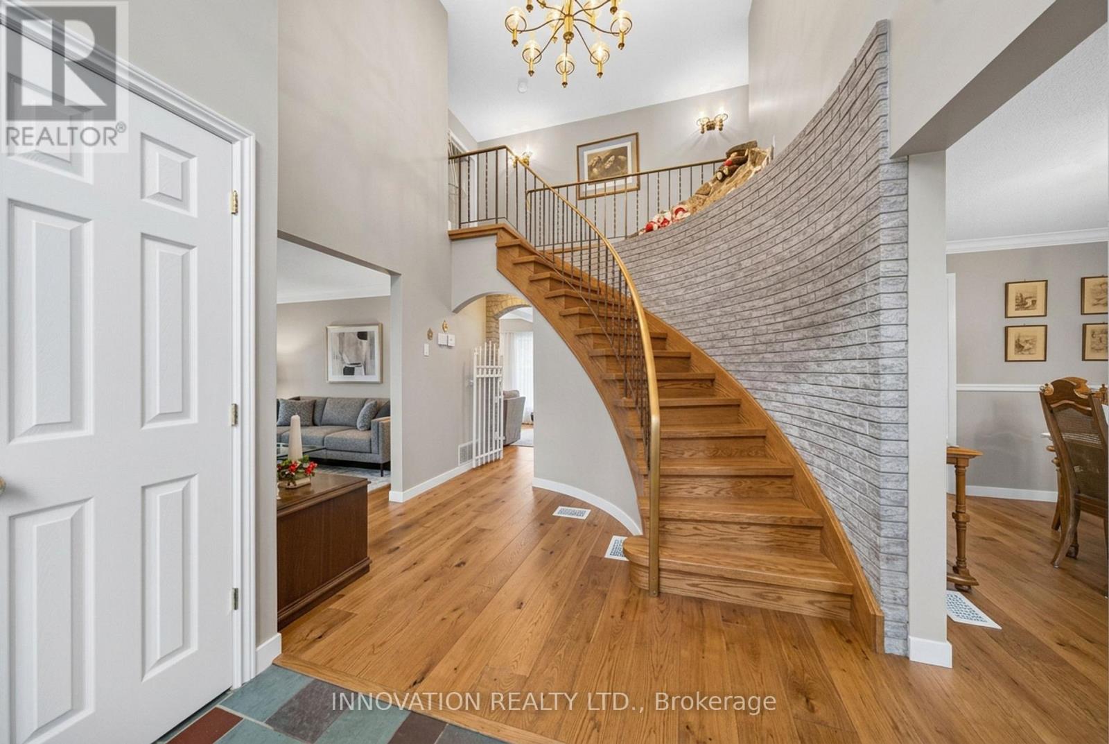 758 SOUTH GOWER DRIVE - Image 9