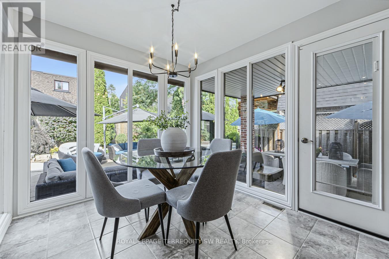 36 CAPTAIN ROLPH BOULEVARD - 18